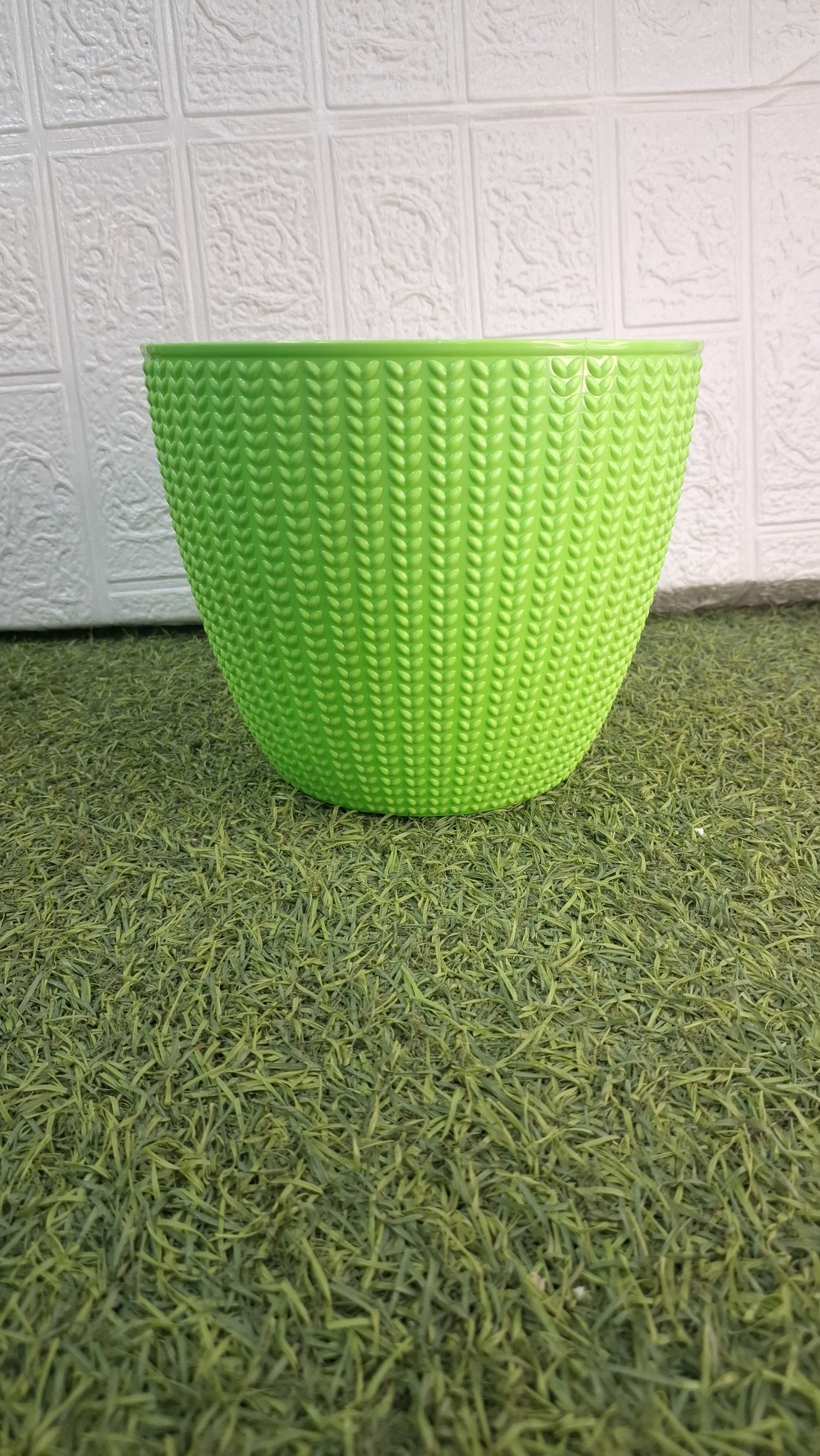 Plastic Pots